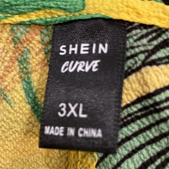SHEIN Curve plus size tropical palm leaf print blouse / 2X / Excellent condition - Picture 10 of 11